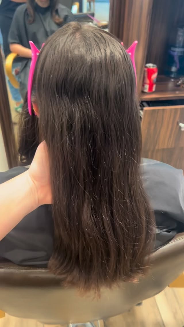 We call this hair magic ✨✨✨
Looking for a summer refresh? We got you! Book with us to achieve your hair goals 👏🏼