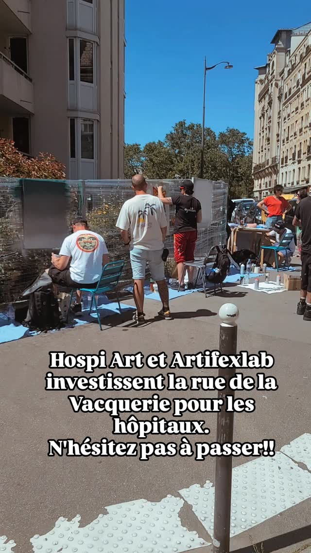 Encore aujourd'hui et demain pour découvrir street artists et œuvres au profit des hôpitaux! L'entrée est libre!
#streetartparis #galerie #hospiart #atfxlab #sortiraparis