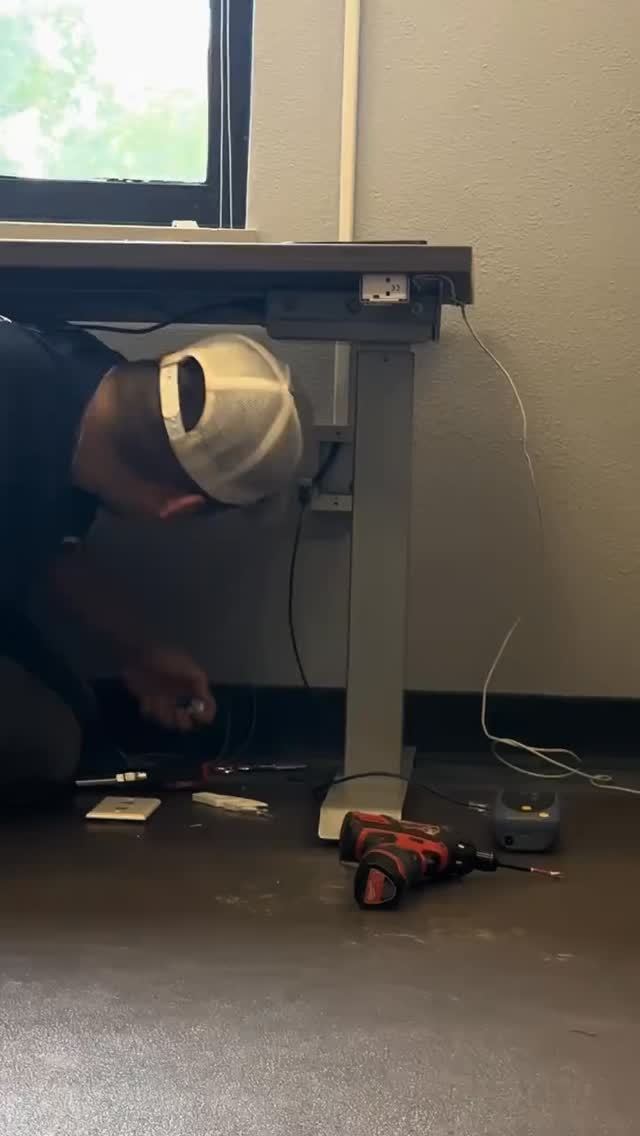 A little behind-the-scenes action for your feed 👀🔌
In this video, one of our technicians is terminating keystone jacks for a data drop on a recent project. We’ve also included a close-up, step-by-step look at the process so you can see the attention to detail that goes into every connection.
#behindthescenes #lowvoltage #networkinfrastructure #techsatwork #cielosystems