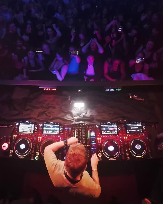 ONE WEEK away 🔥 @imKyleCooke hits @theraveusa on Friday, June 26th and it's going to be ELECTRIC. The countdown is ON and tickets are moving fast. Grab yours now → therave.com/kyle ✨