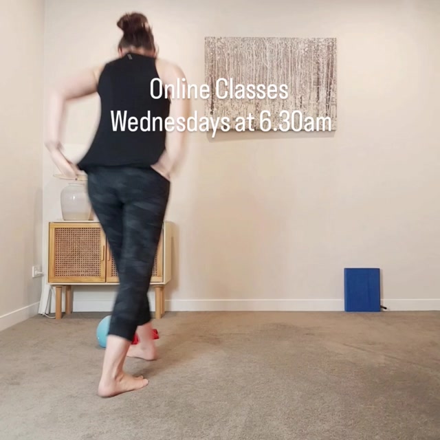 Our ONLINE PILATES classes are currently at 6.30am on Wednesday's.
If you're an early bird, why not meet me online? No judgement if you're still in your PJ's. It's the perfect time to get yourself moving before the day starts.
These classes are for those who have done Pilates before. We work through some of our mat exercises, as well as adapting some reformer exercises for the mat.
Are you in? Send me a PM for more details.
skbodyworkspilates@gmail.com
#onlinematpilates #onlinepilatesclasses #auckland #pilatesauckland #matpilates