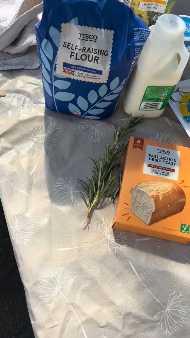 We took the plunge by challenging ourselves to make Rosemary Focaccia over the fire 🔥 We gathered a fresh sprig of homegrown Rosemary and using our maths, busy fingers and baker skills we measured, mixed, kneaded , rolled and baked our bread over the open fire 🔥 and the result was…. Delicious 🤤 we will definitely be baking more open fire breads in the future! #forestschool #stevenage #eyfs ##cooking