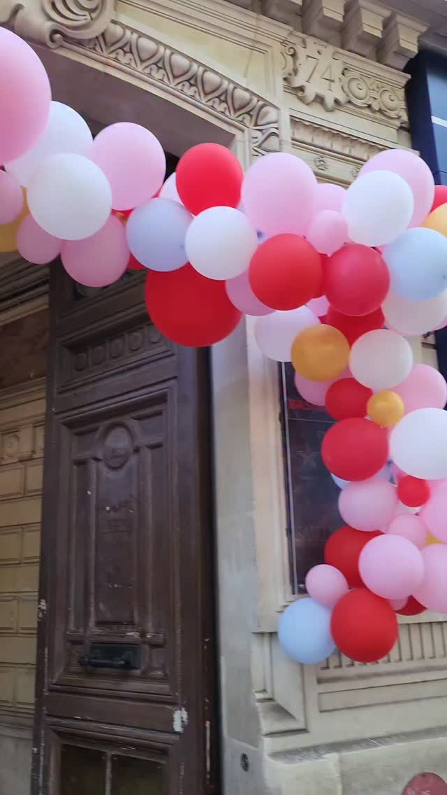 Aujourd'hui, samedi 20 juin, jusqu'à 20h
Et de demain, dimanche 21, de 10h à 19h
On se retrouve à Paris pour l'événement @bandedecreateurs
Profitez de ce week-end pour voir de belles choses et mettre de la couleur dans votre été ✨❤️