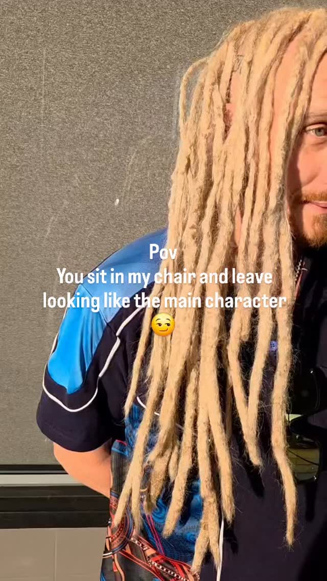 A reminder to book your L O C S appointment so you can look fabulous doing all the fancy and non-fancy life things. @pixel_specs
Romanticise your life, boo. It's time. ✨
Whether it's a fresh install, custom locs with extensions, root maintenance, a wash & detox, styling, or colour, we've got you. 😍
Now, let's talk about these freshly lightened locs...
Don't ask me how long it took. 😂
We both may have cried a little.
But honestly? The result is WORTH IT. ❤️
So the next time you see me posting stories at 11:59pm saying I'm still in the salon, just know there's a very good chance this is the reason. 😅
Because LOOK AT THEM.
Worth it.
Ok love you, bye. 👋🏾❤️