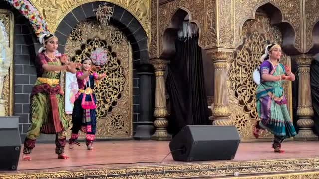 SangiTharanga performance in Shirdi Sai Baba temple 🙏 Blessed #Bharatanatyam #sangitharanga