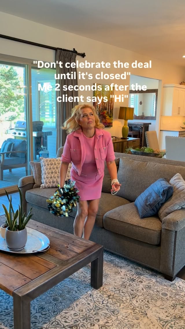 I’m already spending my commission in my head. 😂
Hi, I’m Annie. Want to scale your business, grow online, and stop overthinking content? Comment GLITTER for my free content guide💌
#realtormemes #realtorlife #realtorlifestyle