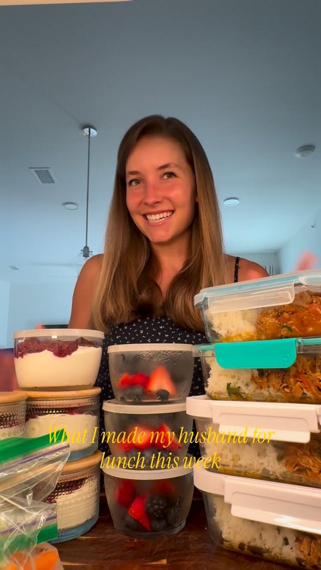 Comment “lunch” for the link to my website with all my recipes! 🥪
I love making my husbands lunch and look forward to making it every week! I always prep everything on the weekends so we do not have to think about it after work!
Do you make your husbands lunch?♥️
#weeknighthomemaker #homemaker #yummy #food #fashion fun yum fyp foryoupage follow wife workingwife cpa marriage christian