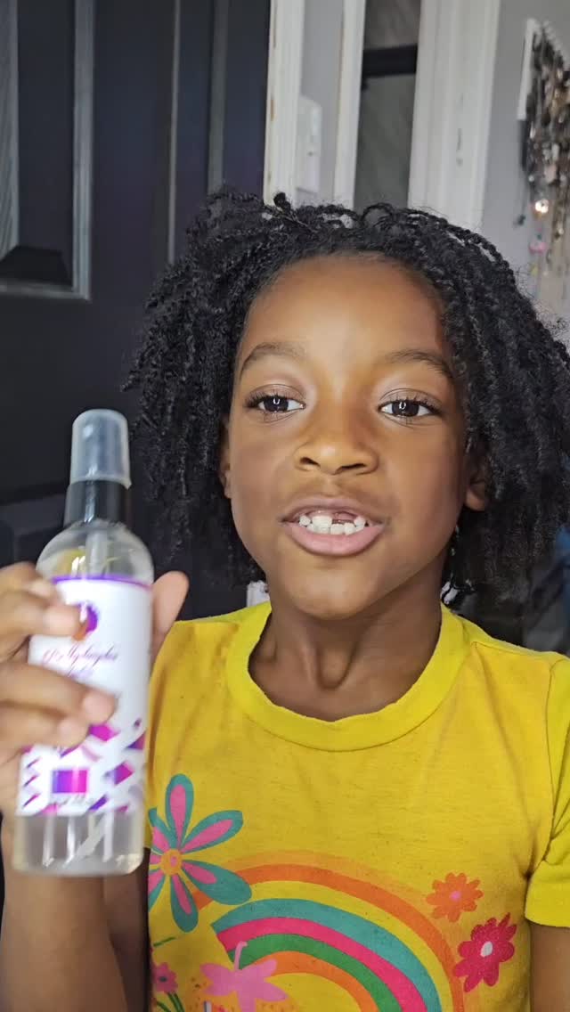 Watch her updated video of her locs on my YouTube channel. @prettydimples_01. Start your little one off right by teaching them how to care for their hair.
#prettydimplesstudios #prettydimplesproducts #locjourney #hydratinghair