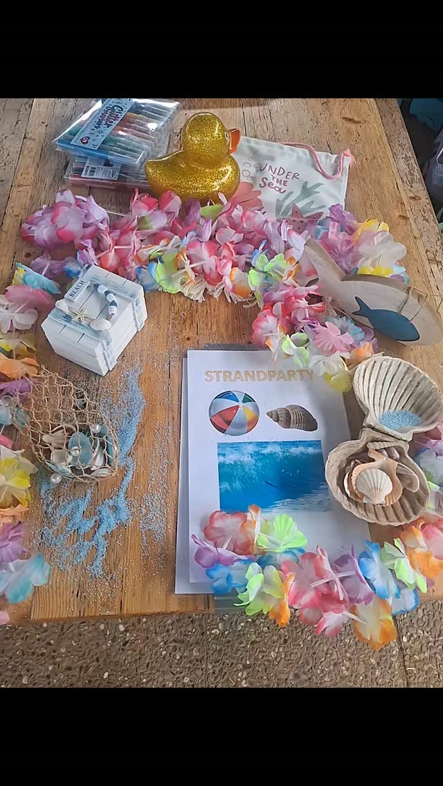 Unsere Ferienspiele bei bestem Sommerwetter☀️💦🦀🐠Gestern war unser Motto Strandparty und Kids, Ponies und Betreuer hatten einen tierischen Spaß
#sindlingerglückswiese #kinderundtieregehörenzusammen #ferienspiele #frankfurtammain #ferienspaß