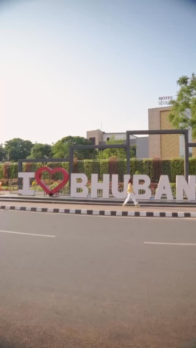 Getting to Atrangibykritika? Easy. 😌📍
Follow this route and you’ll find Bhubaneswar’s most Atrangi jewellery collection waiting for you. ✨
📍108D, Master Canteen, Bhubaneswar
From statement pieces to everyday essentials, there’s something that’ll match your vibe.
Come by, explore the collection, and walk out with a whole new look.
See you at Atrangibykritika.
#bhubaneswar #atrangibykritika