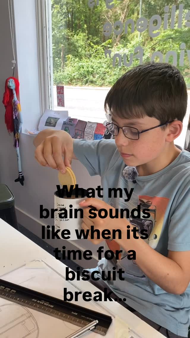 Its not just all work here, sometimes we take a break…a biscuit break! #youngdesignersacademy #godalming #milford #guildford #guildfordmums