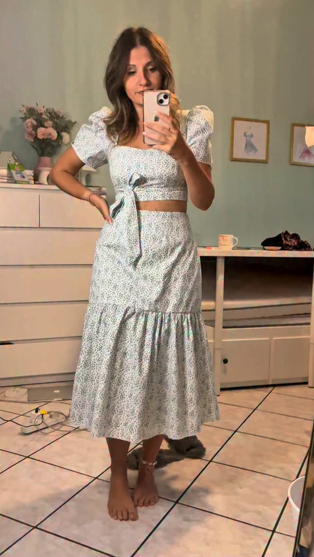 You’re looking for a quick summer make? How about this Portofino set it’s a nice quick make and perfect for the warmer weather.