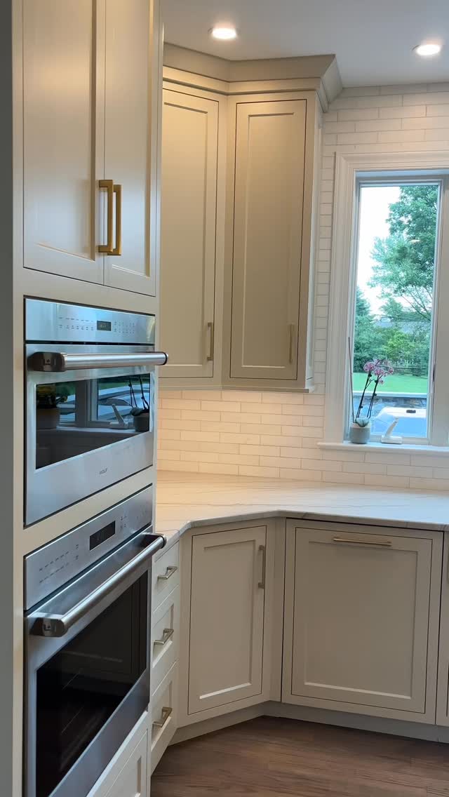 Most people live out of boxes for weeks after a move.
Our clients? Fully unpacked. Perfectly organized.
You have enough to worry about when you move. Your home isn’t one of them.
#MainLineOrganizing #MovingServices #RelocationServices #NewHome #MainLinePA”
