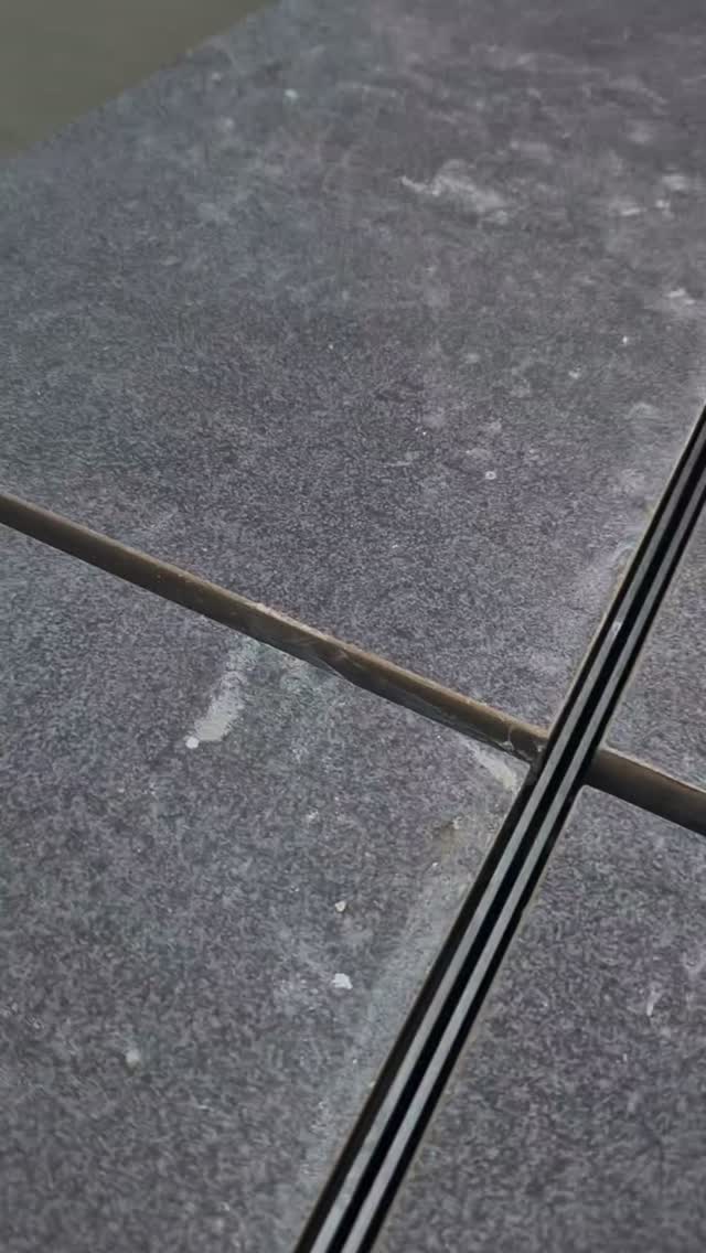 Skimmer box and tiles insert drainage cutting #pooltilingcompany #brackenridgecommunty #aranahillscommunity #kedroncarcentre #banyosetimodelleri sidhumoosewala samfordvalleyvets carseldinefarmersmarkets taigumsquare westend