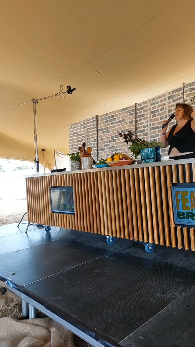 A great day @feastonfoodfestival today. And fun hanging out on stage with jade Adams
Last day tomorrow conm and say hi.... or have a bowl of my hangover cure - Phá» at the restaurant
