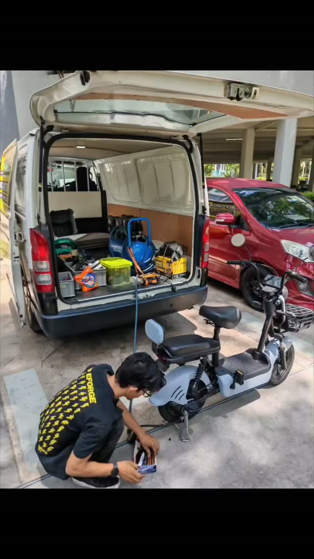 β‘ Onsite Repair Service Available!
No time to visit our workshop? Weβll come to you.
π§ Our onsite services include:
π Battery Replacement
π Tire & Tube Replacement
π©Ή Tire Patching
βοΈ General Repair & Maintenance
π Fast, convenient, and hassle-free. Get your ride back on the road with confidence.
β¨ Why Choose Us?
π Free Delivery within Klang Valley
π οΈ 6-12 Months Warranty
ποΈ Installment Plans up to 24 months
π³ Debit or Credit card installment options
π Opening Hours:
Mon-Sat: 10:30AM - 7:30PM
Sun: 10:30AM - 6PM
π EFORGE Petaling Jaya:
17-1, Jalan SS26/4, Plaza Mayang, Taman Mayang, 47301 Petaling Jaya, Selangor
https://maps.app.goo.gl/8ZWVKzhxjUqY4Dx56?g_st=ac
π WhatsApp https://wa.me/60162088738
π EFORGE Kota Kemuning:
C-G-03, Plaza Se Ruang, 8/3, Persiaran Eco Sanctuary, 42500 Telok Panglima Garang, Selangor
https://maps.app.goo.gl/ii9zieJkLZUNyBTs6?g_st=awb
π WhatsApp https://wa.me/60162088430
π¨ Weβre looking for DEALERS! Interested? Contact us via WhatsApp!
#eforge #eforgebikes #electricbike #electricsooter #onsiterepair