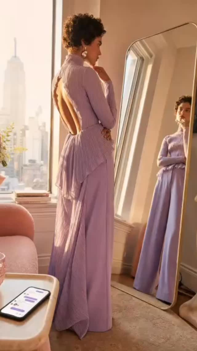 Your Monday afternoon mirror is not a courtroom.
It’s not the place where you present evidence that your body earned the right to exist in a certain silhouette.
It’s just glass, and glass has no opinion.
What does have an opinion is your group chat.
The three people who understand that the oversized blazer you are trying on right now is not about the blazer.
It’s about the version of you that walks into rooms without apologizing for the space she takes.
They get it instantly. That is the emotionally intelligent style ecosystem.
Your circle, your stylist, your reflection, no strangers, no scores, no toxicity
Waitlist open. Link in bio.
FOUNDER & CEO | @sidneyandthecity
#mirrormirror #startup #fashion #bodyconfidence #genz