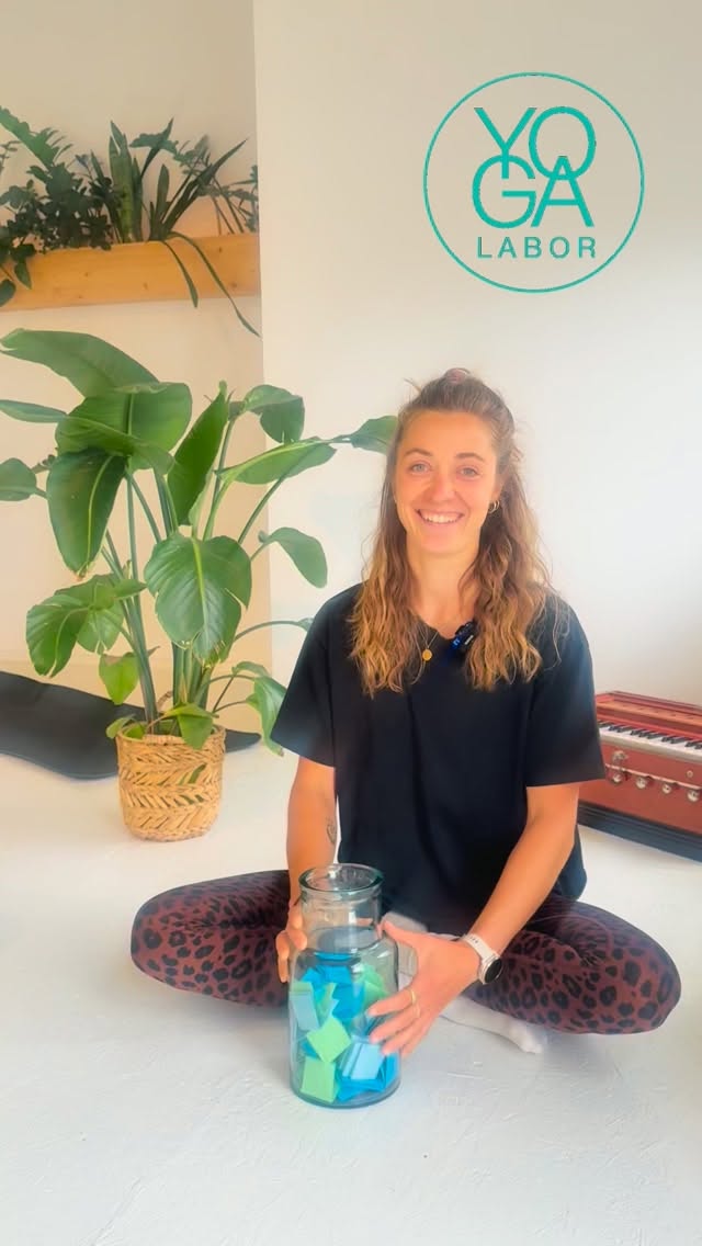 Das Warten hat ein Ende. ❤️🔥
Unsere Gewinnerinyogalaborberlin #berlinyoga #yogaausbildung #catcowfestival #yogacommunitycatcowfestival mitgemacht haben. Wir hätten am liebsten viel mehr von euch glücklich gemacht.
Falls dein Name diesmal nicht gefallen ist: Lass dich davon nicht aufhalten. Manchmal ist das größte Geschenk, sich selbst die Erlaubnis zu geben, loszugehen.
Wenn dich die 200h Yogalehrer schon länger ruft, dann ist vielleicht genau jetzt der richtige Moment.
Unsere nächsten Ausbildungsstarts:
• Vor Ort im Studio ab Oktober
• Online aktuell bis 31.08. für 999 € statt 1.750 €
Herzlichen Glückwunsch an unsere Gewinnerin! 🎉 Wir freuen uns riesig darauf, dich auf deinem Yogaweg zu begleiten.
#yogalehrerausbildung yogalaborberlin berlinyoga yogaausbildung catcowfestival yogacommunity