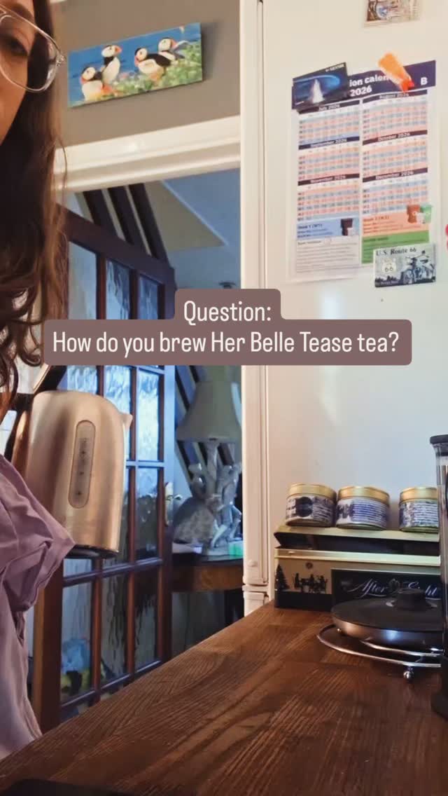 I keep on being asked how to make Her Belle Tease.
Figured its time to make a video about it.
I love strong tea, strong flavour. If you want less flavour then a pinch or 1 teaspoon will do.
Mind you some blends have smaller ingredients, Red Tent does have big uncut ingredients such as whole vervain leaves and hibiscus flowers! Other blends such as Earth or F*** Flu have smaller ingredients so you can use 2 tea spoons instead of 3.
Morning!
I love you and thanks for enjoying!!
❤️❤️❤️
#howtobrew #brewingtea #herbelletease