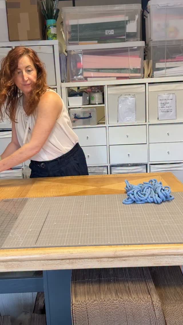 Everyone’s away today and I’m on my own! So keep me company as I make up a few kits for our post run. It’s lovely and quiet in the studio today #berginandbath #behindthescenes