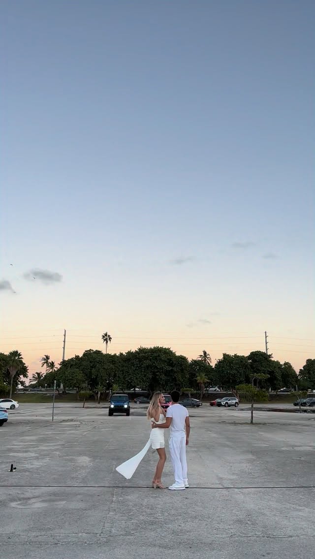 One of the most beautiful car gender reveals weβve ever created!πππ
.
.
.
#genderreveal #genderrevealmiami #cargenderreveal #genderrevealcar #genderrevealideas