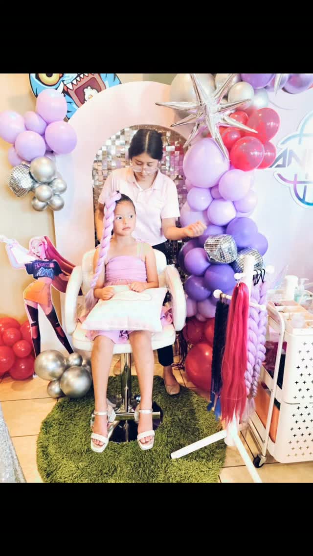 Creating special celebrations for the little ones is always one of my favorite things! There’s something so sweet about bringing their personalities to life and creating a day filled with fun, color and beautiful memories 💕
This time, we got to celebrate our princess Andrea! Her mama and I had so much fun putting all the little details together and watching her enjoy the day we created for her 🥰
Our little star shining bright on her 7th birthday!!!! 💕✨
#KidsParty #BirthdayCelebration #EventStyling #MakingMemories #KitschEventStyling