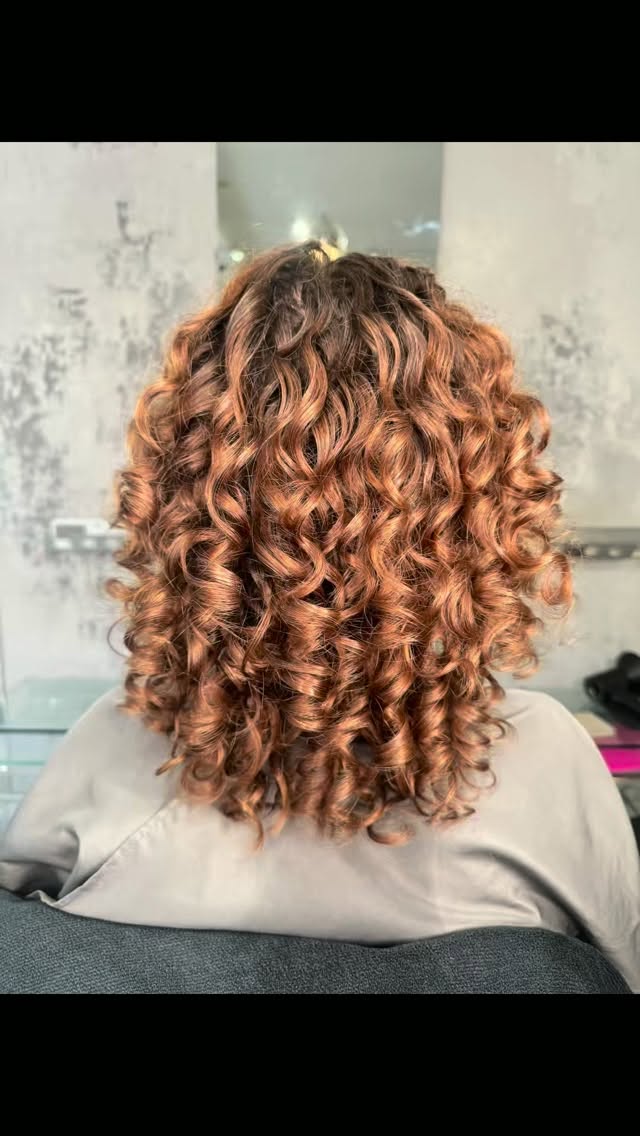 When the compliments start before you’ve even made it home… 😭😂
“I go to Curl Talk, baby.” 💅🏽
Say less.
September appointments go LIVE
1st September • 8PM 💜
Set your alarms. ⏰