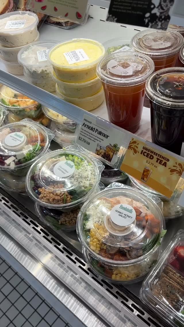 Grab. Go. Enjoy!
Whether you’re heading to a meeting, rushing to class,
taking a quick break or planning ahead for dinner…
Our ready-made meals make it easy
to enjoy something delicious without extra prep!
Stop by Foodstuffs
And pick up a ready-made favorite✨
