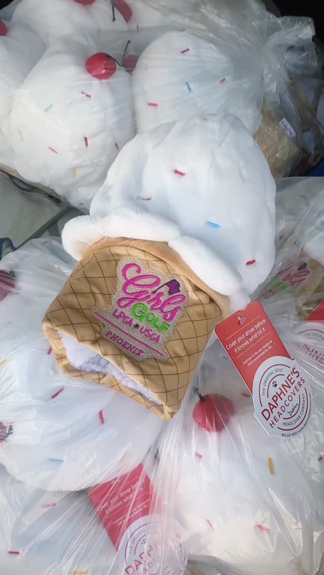 Todayβs sprinkle party presented by @daphnesheadcovers
Do you think these can stay in the back of my car until 9/19?????? π¦π©π§π§ Or will they melt!??
#TheSprinkleClassic is coming soon!
girlsgolfofphoenix.org/engage