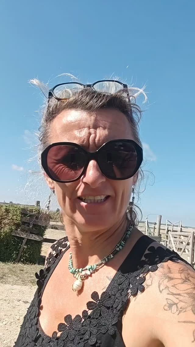 Des nouvelles de ASCO ET
un rendez-vous bien sympa ce dimanche pour les enfants... (Et parents) .. ou tout débutant désireux de passer un moment avec les poney...
En s'amusant.. et en apprenant les Bases 😉😉😉
Et ça se passe à LES CRINS DE DERCE poney club
Activités Centre équestre Les CRINS De Dercé
Virginie Dufresne
A dimanche