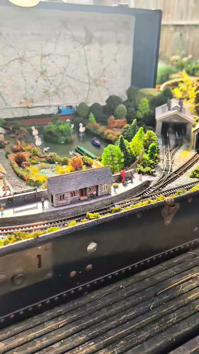 Taking commissions and in-between making one layer . If you are in the UK email me to be added to my one layer waiting list
Or get in touch regarding a commission.
Interested ??
Get in touch x
Or have a look at our past makes on our YouTube channel, Link in bio #ngauge #trainset #miniatureartist #fblifestyle