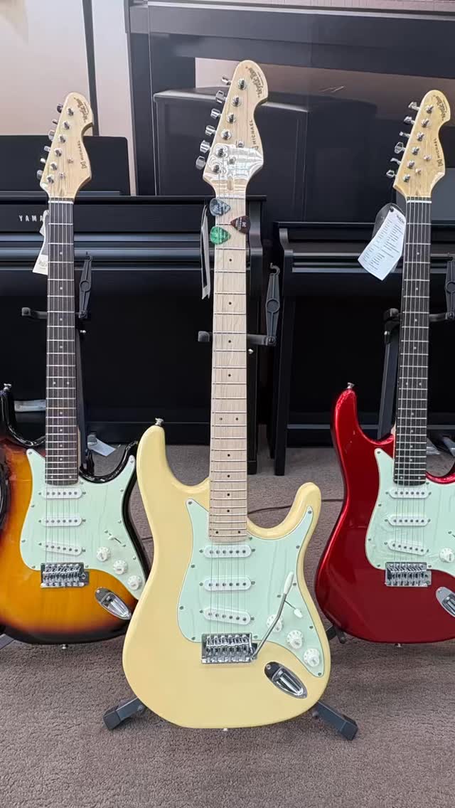 Três modelos de guitarra. Três personalidades. 🎸🔥
Michael Mystic Tone, Pure Emotion e Stonehenge — modelos que combinam visual marcante, versatilidade e muita personalidade sonora.
Qual delas combina mais com o seu estilo? 👀
Escolha a sua favorita!
📍 Disponíveis na Carioca Instrumentos Musicais.
#MichaelGuitars #GuitarraMichael #MysticTone #Stonehenge PureEmotion