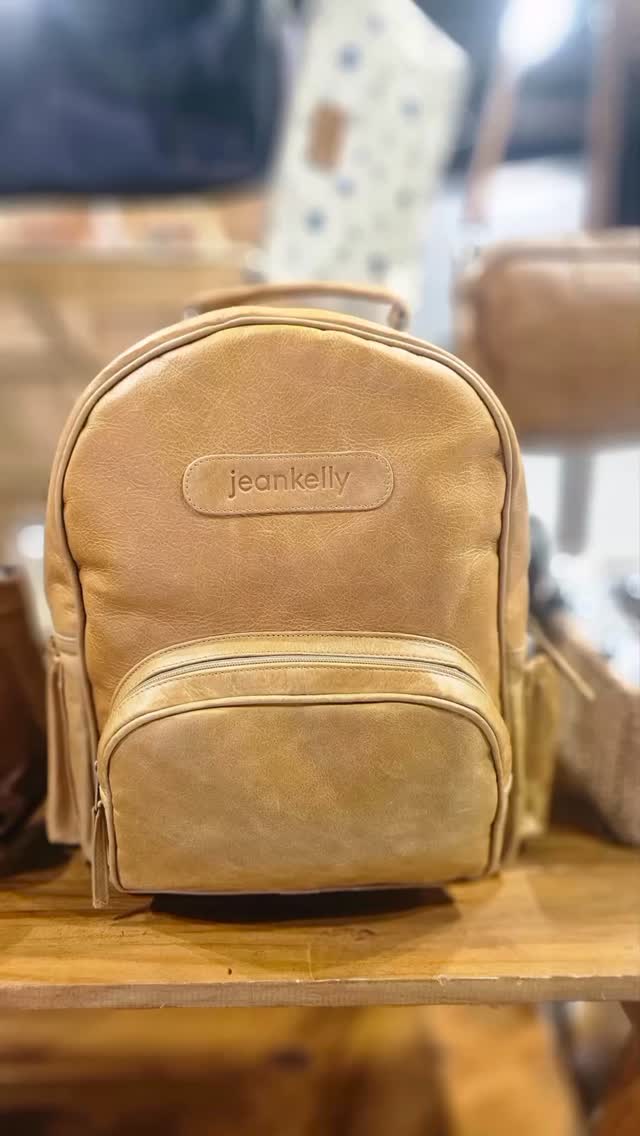 Meet our @flairmarket Vendor @jeankelly and @mom.bod.care
π
23β25 October
π Heartfelt Arena, Pretoria
ποΈ Adults R150 | Kids under 16 FREE (find link in bio)