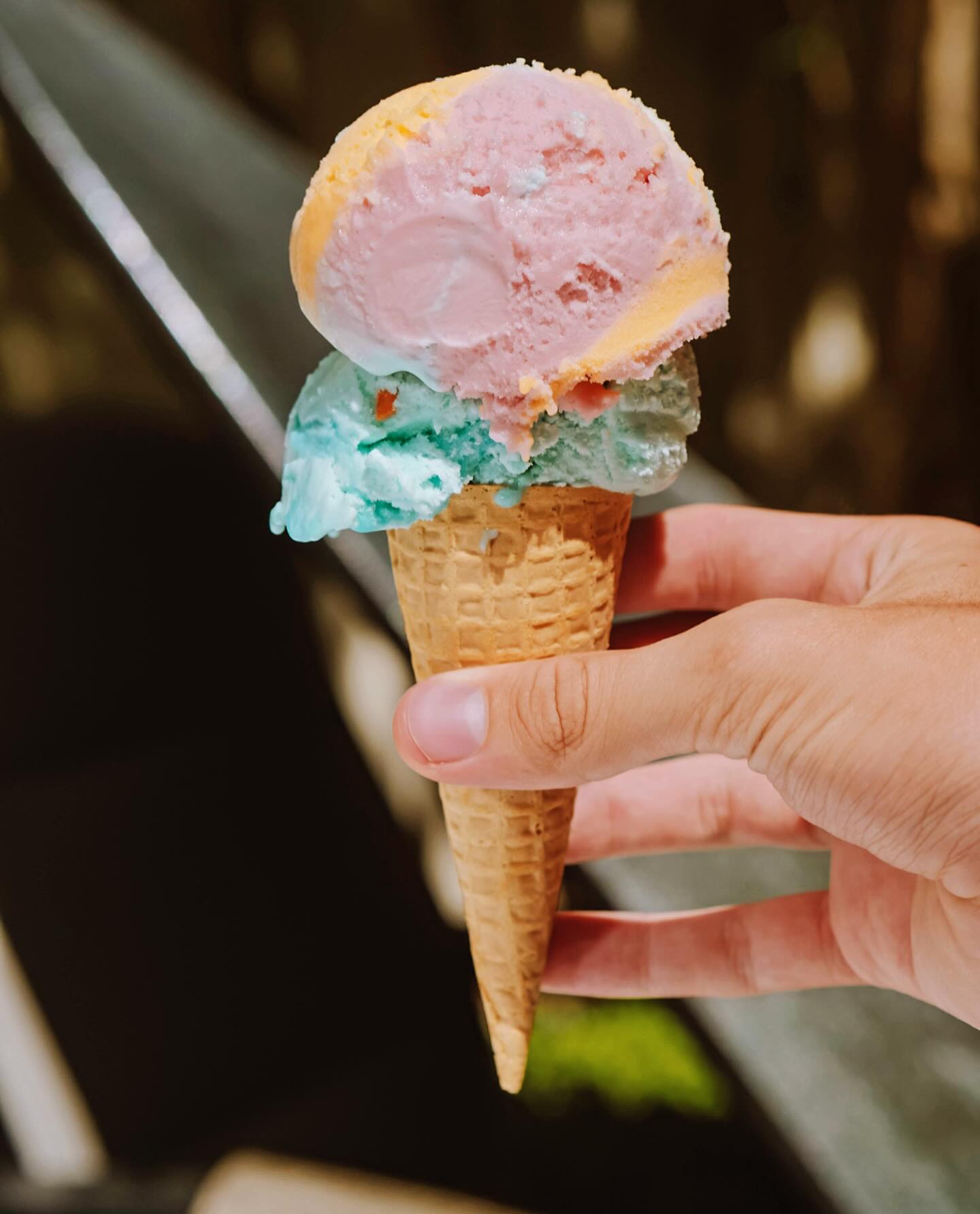 Indulge in a rainbow of flavour with our Krazy Kolors flavour! 🍦🌈 Every scoop is a new adventure. What will be your flavour combination for your upcoming event?
Contact us about catering your upcoming event or function!
#KrazyKolors #DaisyIceCream #AdelaideEvents #AdelaideCatering #AdelaideFoodTruck #AdelaideDesserts #AdelaideWeddings