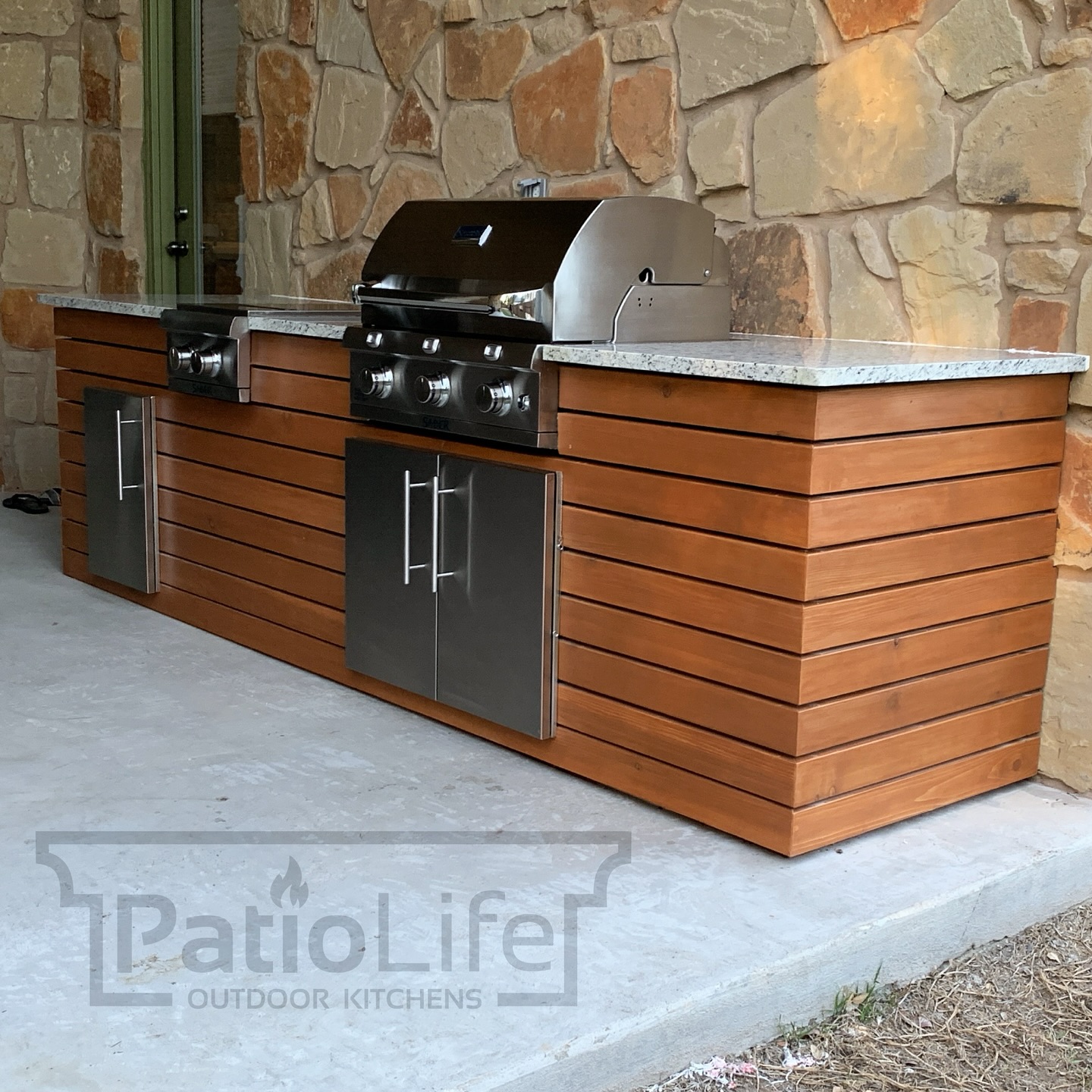Outdoor kitchens can have an exterior finish to match your style! Choose from wood, stone, tile, stucco, full cabinetry, and more. Every kitchen is custom designed & built! #PatioLife