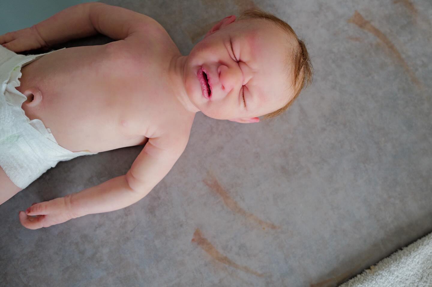 Smile it’s tuesday!
shot by @sandmulas
#fakebaby #makeupeffects #scuplture #sculpt #siliconeprosthetics #makeup #prosthetics #texture #textures #spfx #spfxmua #prostheticbody #fakebody#siliconebody #prosthetic #siliconebaby #siliconeprops #props #filmprop #filmprops @mouldlife @sfxatlas