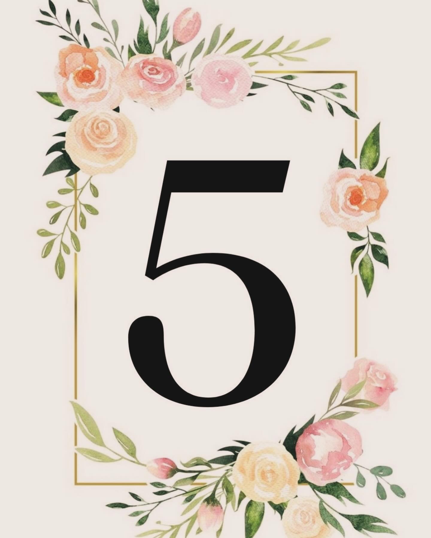 Vandaag bestaat het salon 5 jaar! 🎊
Ik wil iedereen bedanken voor alle steun en vertrouwen!