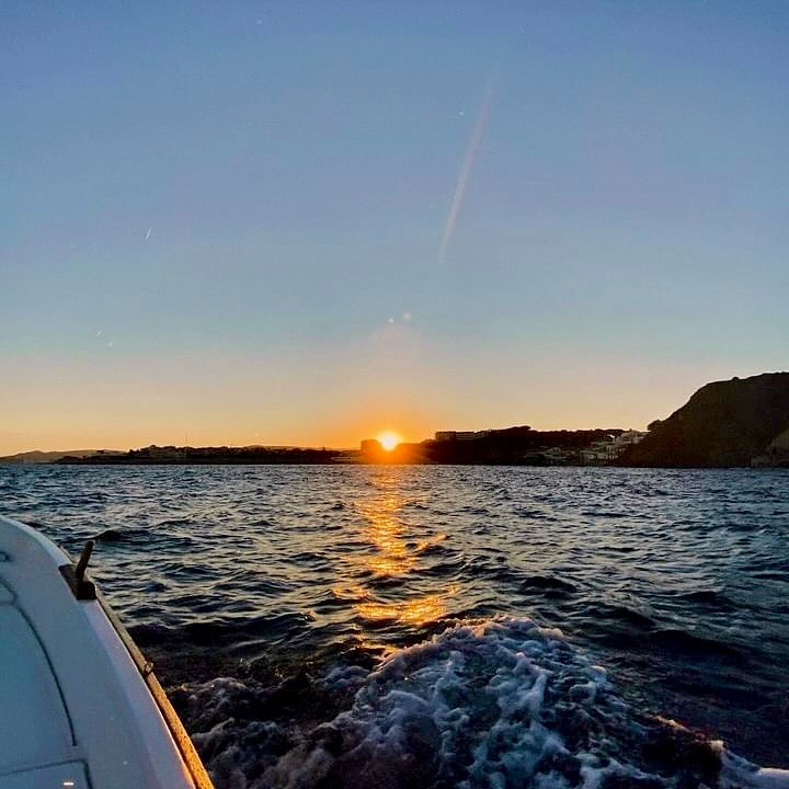 Tu també creus que les postes de sol a la Costa Brava són les millors? 🌅