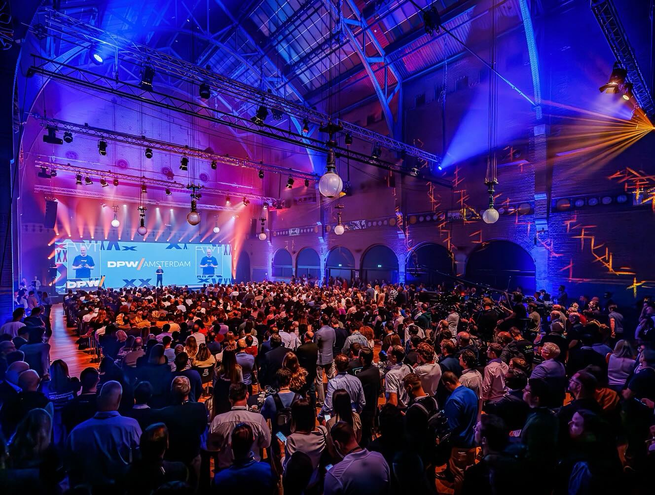 Showteam Coordination DPW / 3 stages / 3 halls