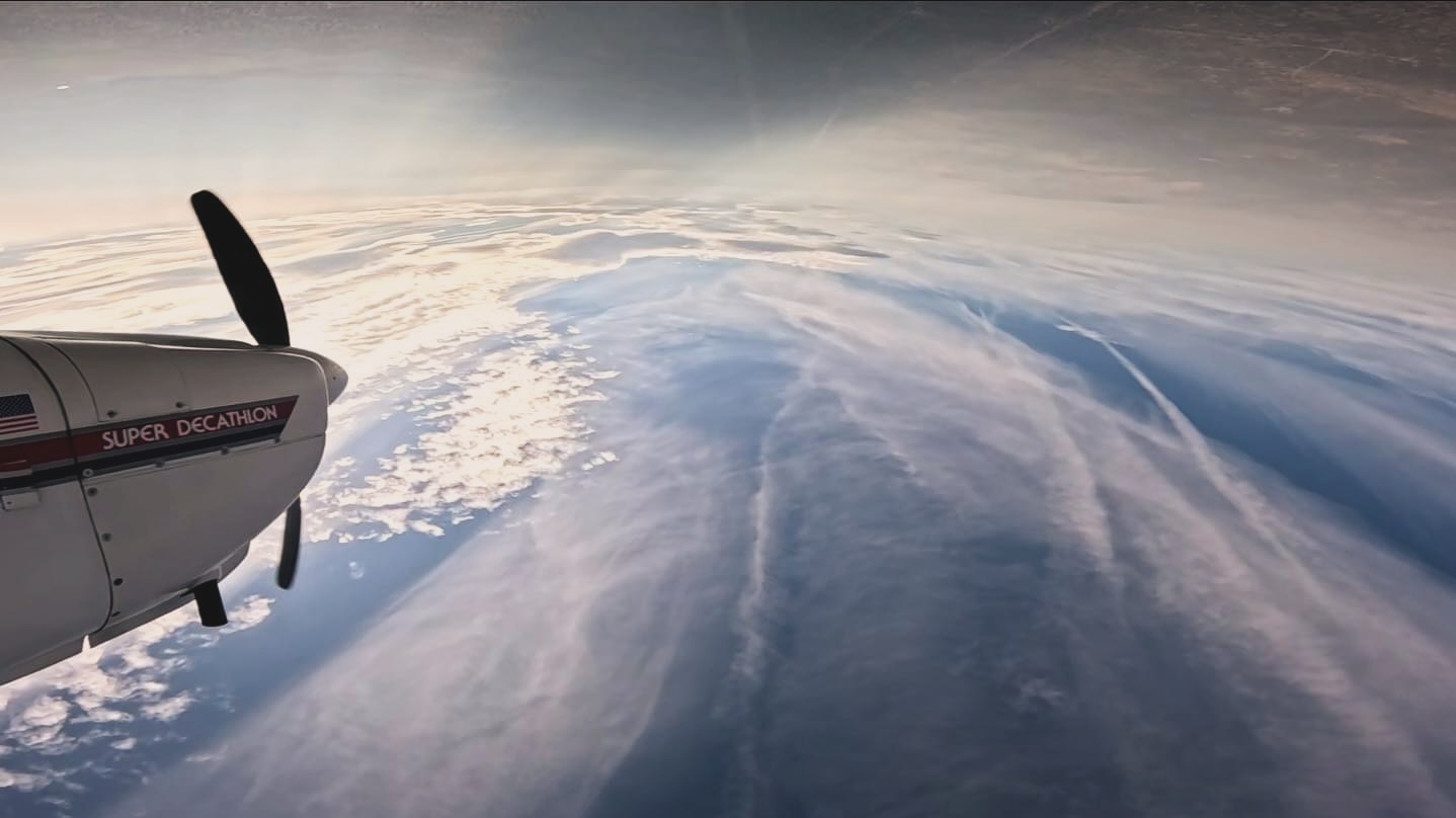 October attitudes
Smoke, clouds & contrails make for interesting video & pictures.