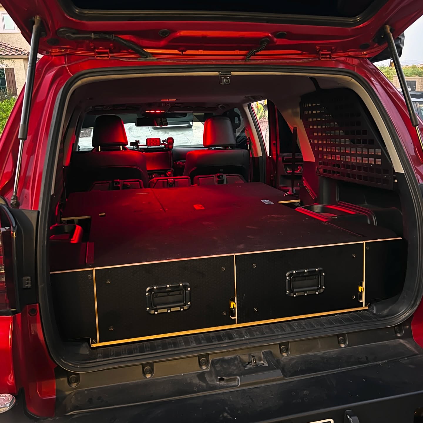 I hate to say it…. But I think this combo is my favorite. Hex drawers with carpeted top. Bonus, the sleeping platform in the back!!
__________________________________________________
#overlanding #overlander #4x4 #vanlife #expedition #offroad #camping #adventuretravel #explore #vanlifeadventures #outdooradventures #rooftoptent #expeditionvehicle #wilderness #nomadlife #vanlifediaries #backcountry #trailerlife #4runner #4runneroverland