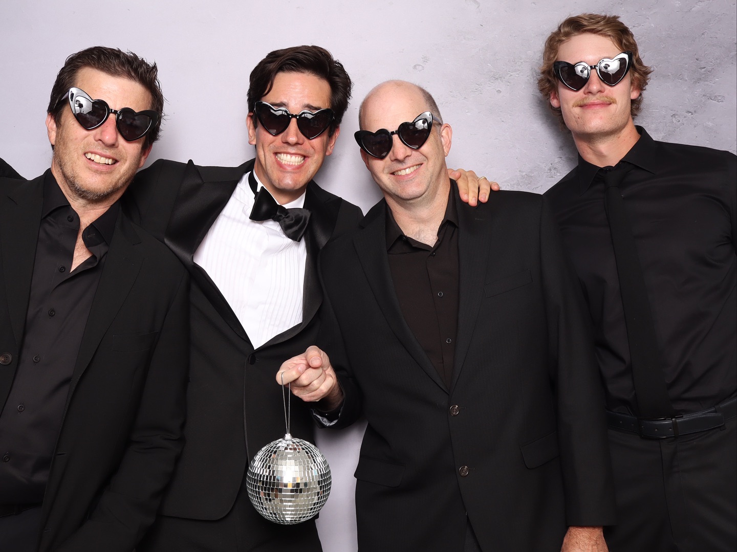 Heart shape sunnies + disco ball for the win! 👏