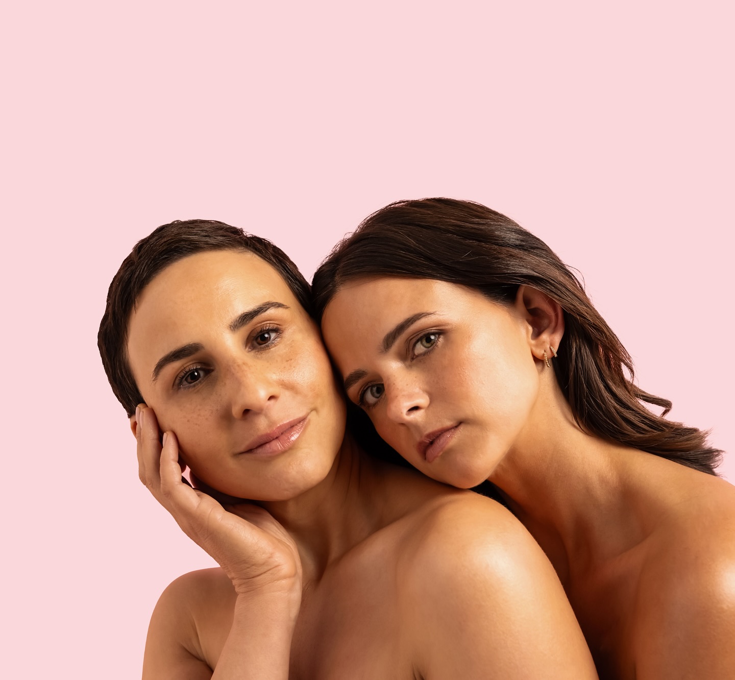 On Set with Fuca Organics 💛
Being on set for a campaign like @fuca.organic is pure energy! What most people don’t see is the behind-the-scenes planning. The mood boards, model bookings, makeup briefs, shot lists, lighting setups, and making sure everything aligns with the brand’s ethos.
Then, on shoot day, the fun begins, and creativity flows from everyone on set. It’s my favourite part! 🎬
What really excites me is seeing how brands like Jess from Fuca Organics use their images across their website and socials, truly connecting with their audience.
If you’re a brand owner looking to elevate your campaign visuals, let’s chat! From pre-shoot concepts to post-production, I’ll help you craft a cohesive visual story that resonates.
Reach out via my website or email me at empowered@aimeerachael.com.
Brand: @fuca.organic
Owner @jessbetarmstrong
Models: @cancercrusher24 & @kelliefinlayson_
Videographer: @malachiite_
Makeup: @samanthacolesart
Lighting: @mathew__stott
Studio: @bohemia_bay_studio