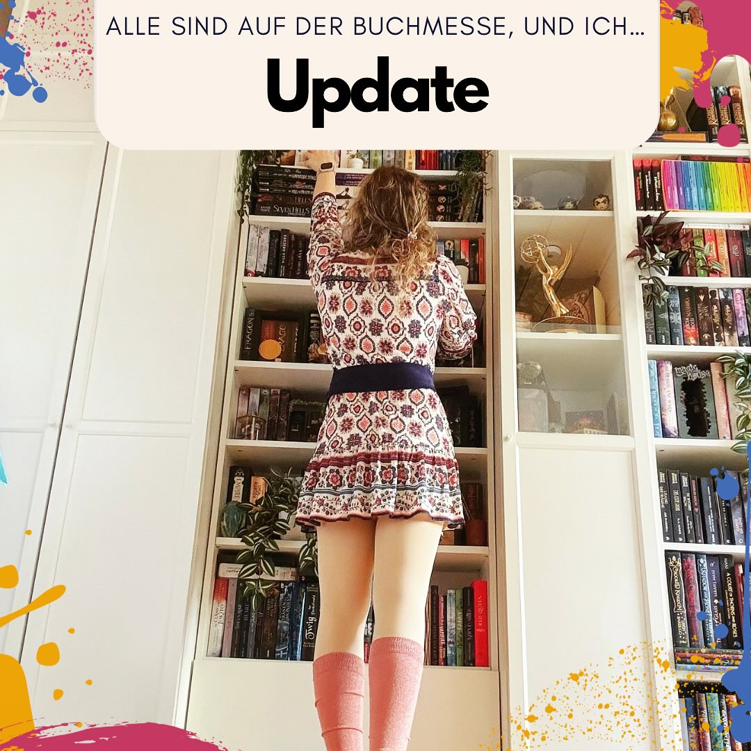 Ich hab jetzt lange genug gehadert diesen Post zu machen, aber irgendwann muss ich wohl 😅🫠 und ich glaub es gibt keinen besseren Zeitpunkt als jetzt wo alle auf der Frankfurter Buchmesse sind und ich viel gefragt werde warum ich nicht da bin. Oder warum ich seit Monaten nichts gepostet habe:
Lange Rede kurzer Sinn, ich war gesundheitlich extrem angeschlagen. Angefangen hat das ganze kurz vor meiner Verlobung und ging dann mehr als 2 Monate lang. Ich hab jede Menge „Wehwehchen“ entwickelt die ich vorher nicht hatte, hab innerhalb von 4 Wochen 10 Kilo aus dem nichts verloren und konnte teilweise absolut nichts tun weil ich so niedergestreckt war.
Ich bin von Arzt zu Arzt gerannt und keiner hat wirklich feststellen können, was ich habe, aber anscheinend heilt die Zeit tatsächlich alle Wunden denn mittlerweile geht es mir wieder besser und ich hab es auch geschafft all das, was in der Zeit liegen geblieben ist, irgendwie aufzuholen. Gott sei dank hab ich wahnsinnig verständnisvolle Kunden, die trotzdem mit mir zusammengearbeitet haben. Auch wenn es immer noch an mir nagt, und ich einiges abgeben musste.
Instagram ist allerdings bei mir immer so bisschen weit unten was die Priorität angeht, deswegen habt noch ein bisschen Geduld, dass ich etwas brauche um alle anderen Dinge aufzuholen. Als erstes muss ich meine Homepage updaten und mich noch um etwas in meinem Privatleben kümmern, aber ich hoffe bald gibt es hier dann auch wieder Coverreveals und richtige Updates ;)