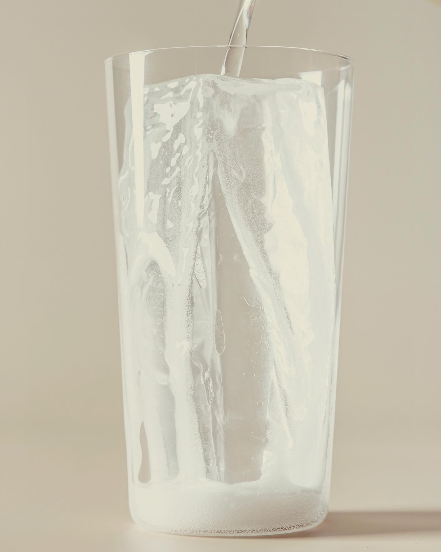 Explore a contrasting flavors
Wasabi + Bitter Melon + Jasmine
The Wasabi Distillate provides a spicy kick, balanced by the floral notes of Jasmine and the bittersweet essence of Bitter Melon. Coconut adds a creamy texture, while Ginger Brine contributes a hint of warmth. Modern Sour brings a contemporary twist, and Co2 adds refreshing bubbles. The combination is complemented by the sweetness of leftover Sweetened Bitter Melon, creating a complex and intriguing taste experience.