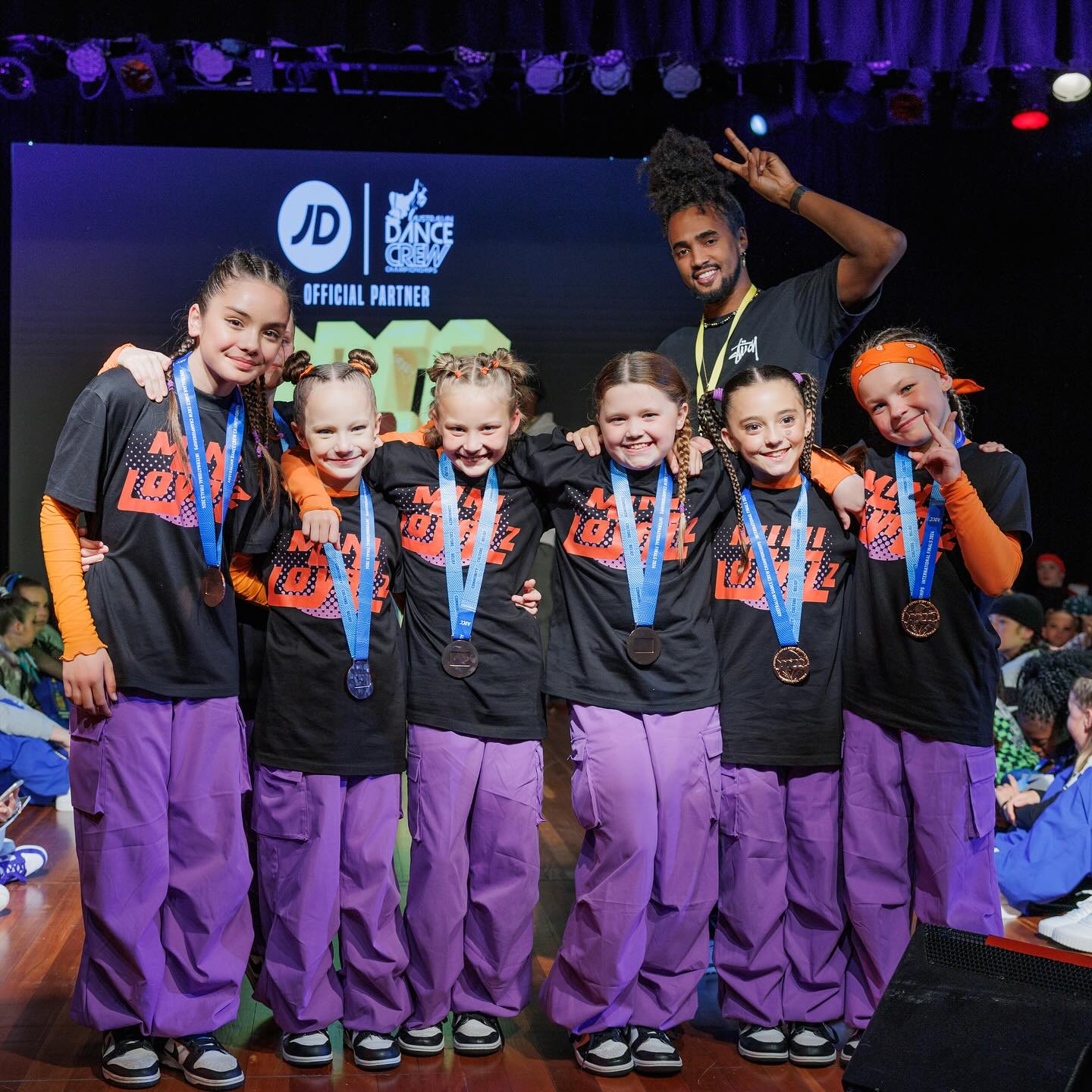 Congrats to our Bronze (Rose Gold) crews & soloists 🥉🥉🥉
Kidz: Mini Loyalz (NSW) 🇦🇺
Junior: Underground (NSW) 🇦🇺
YG: Livin Loyalz (NSW) 🇦🇺
Varsity: Tricky Treatz (NSW) 🇦🇺
Open: Sweet Feet (NSW) 🇦🇺
Monster: Rezpect (NZ) 🇳🇿
Soloist Kidz: Ivy (NSW) 🇦🇺
Soloist Junior: Keira (NSW) 🇦🇺
Soloist YG: Liv (ACT) 🇦🇺
Soloist Varsity: Caleb (NZ) 🇳🇿
Soloist Open: Hiroshi (NSW) 🇦🇺
All photos/videos & feedbacks will be emailed this week 🔥
2025 dates dropping soon 👀