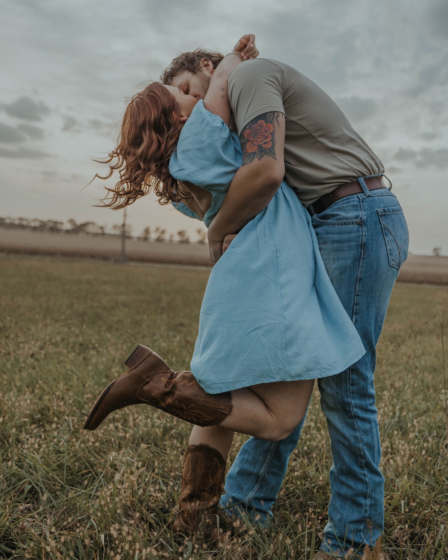 🍂✨evenings like these
I can’t wait to share more from all of my amazing fall weddings and so so much more ✨
Headed home from New York, the fall colors on i90 are NUTS! Excited to share and talk more soon, busy season is busy 🫶🏻
#couples #couplesphotoshoot #couplesphotography #goals #photographer #indiana #indianaphotoshoot #indianaphotographer #inlove #love #photoshoot #travelphotography #travel
