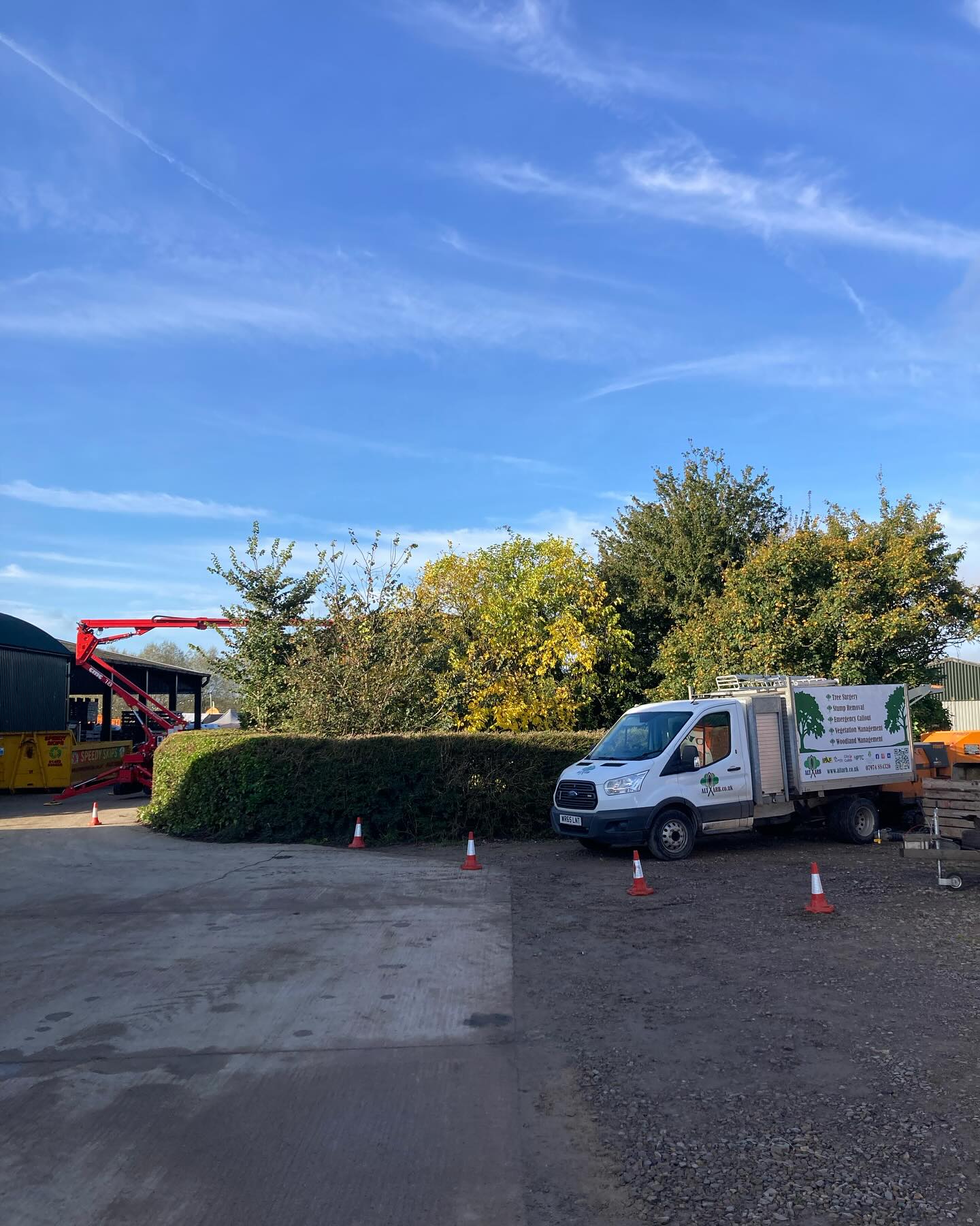 Recent work we carried out for @overfarmgloucester reshaping the trees around the Farm Pond and stripping the Ivy off of the Farm Buildings.
Utilising the MEWP for this work allowed access from all angles as the trees were located around the farm pond. Safe working practices are always our priority and the teamβs efforts really show in completed work βοΈπ³
#altarbltd #overfarm #overfarmmarket #treemaintenance #treework #maintenanceoverremoval #arborist #arboristsofinstagram #treesurgerygloucester #treesurgeon #commercialtreesurgery #mewp #cmc #mewpwork #mewptreework