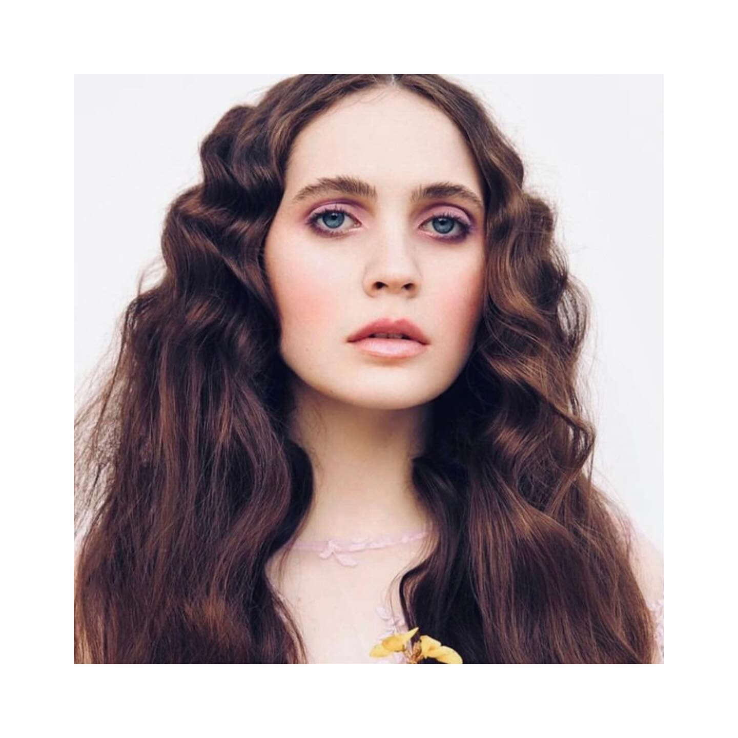 Glam for fall
#hair by Glynn @glynnnjonezzz @vipalxmag
.
.
.
.
.
#glynnjonessalon #hairstylist #hairteam #glam #glamorous #vipalexandriamag #haircolorist #haircolor