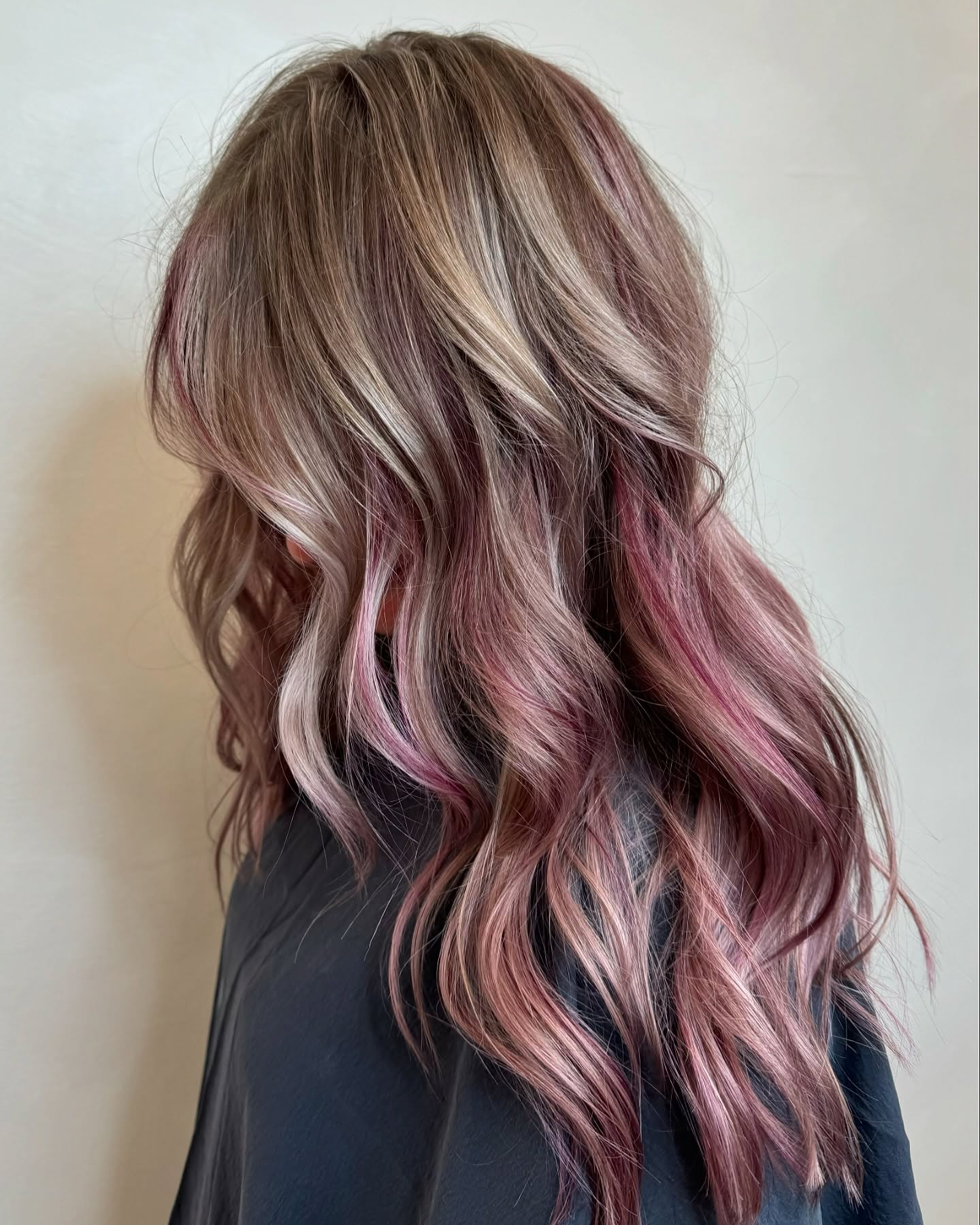 Magic by Megan 🦄🤎
@meg__beauty_
#baltimorehairsalon #marylandhairstylist #whitemarshhairsalon #hairstylist #perryhall #whitemarsh #whitemarshhairstylist #perryhallhairstylist